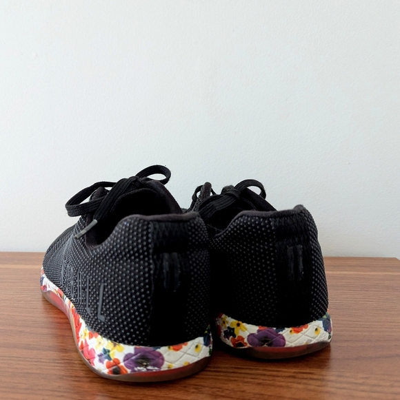 NOBULL Trainer Shoes Black Lifting Shoes Lace Up Women’s 7.5 Black Floral - Picture 3 of 6